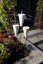 Lade das Bild in den Galerie-Viewer, Hängende Blumenampel