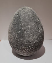 Lade das Bild in den Galerie-Viewer, Betondeko Osterei