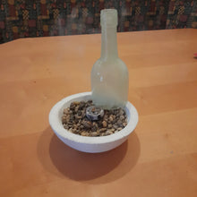 Lade das Bild in den Galerie-Viewer, Räucherschale mit Flaschen Upcycling